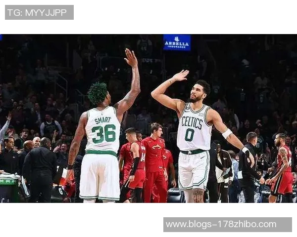 凯尔特人与热火对决解析：战术分析与球员表现的深度剖析